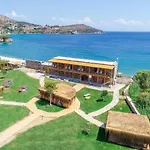 Kargilos & Hotel 3*